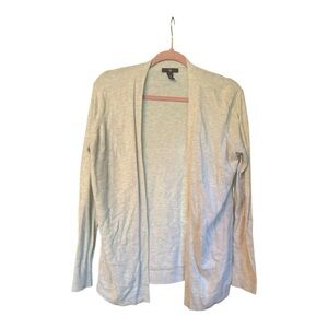 GAP Light Cream Cardigan Size Medium (M)